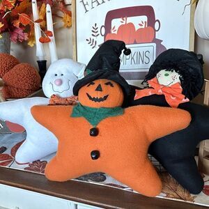 New with tags Deadstock Vintage Target Brand Halloween Star Shaped Pillows